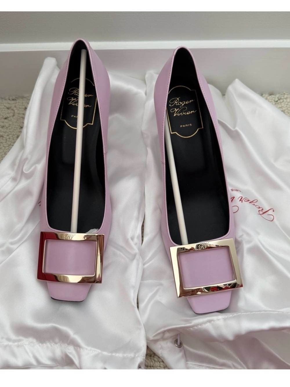 Roger Vivier Trompette pump in patent leather